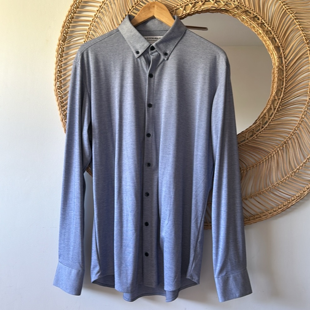 Mizzen+Main button down wrinkle free travel shirt Medium